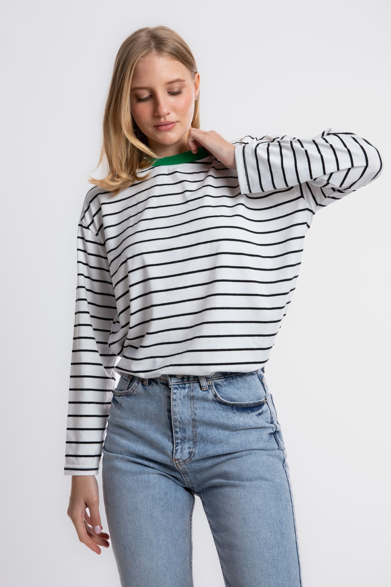 Striped Crew Neck Relaxed Sweatshirt with a Neck Detail