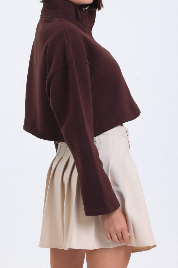Stand Collar Oversized Sweatshirt with a Neck Detail 4