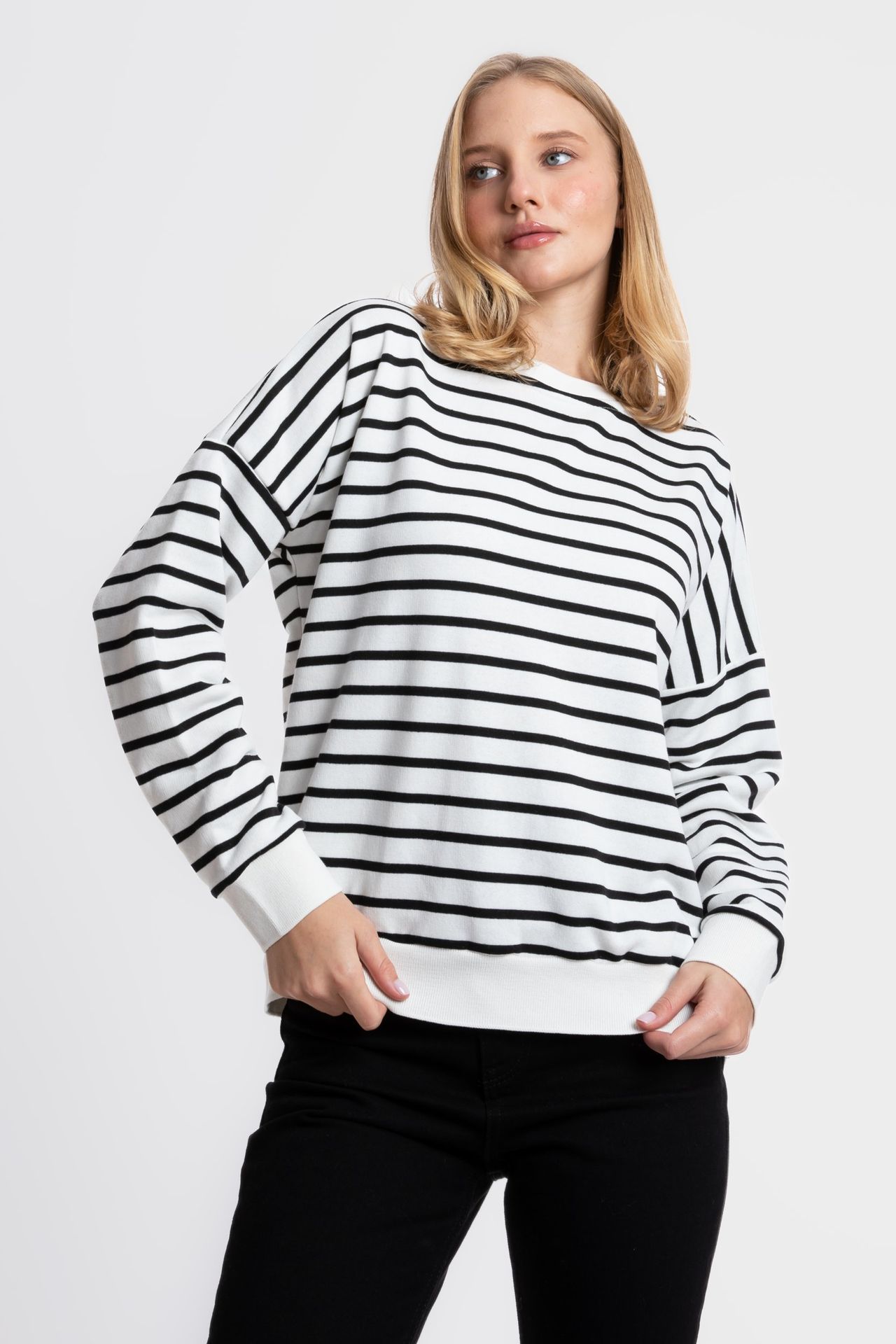 Striped Crew Neck Relaxed Sweatshirt