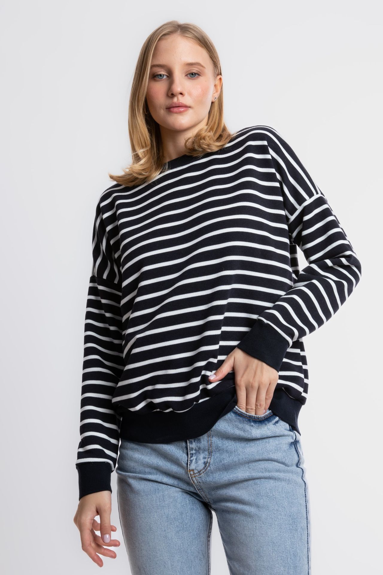 Striped Crew Neck Relaxed Sweatshirt