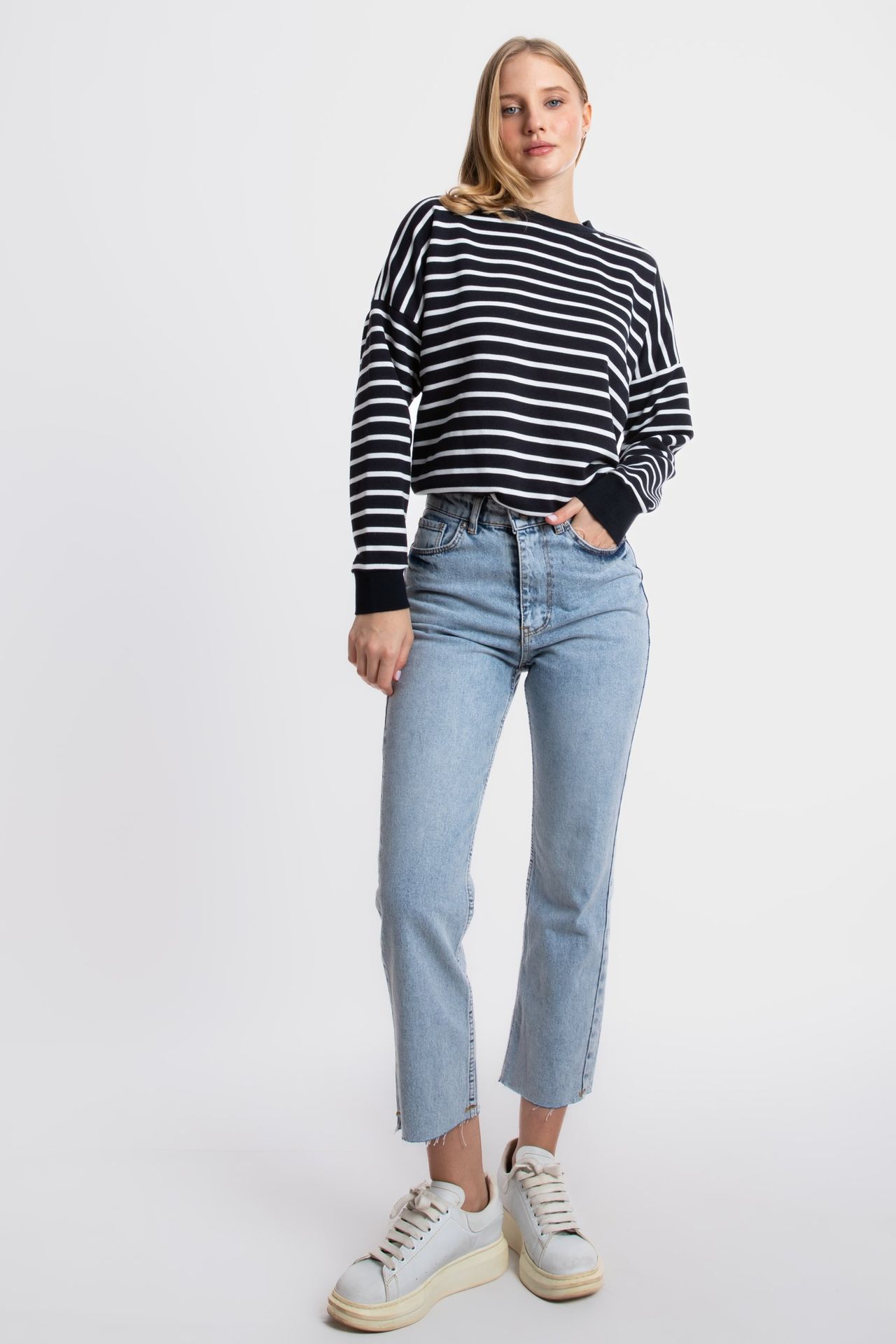 Striped Crew Neck Relaxed Sweatshirt