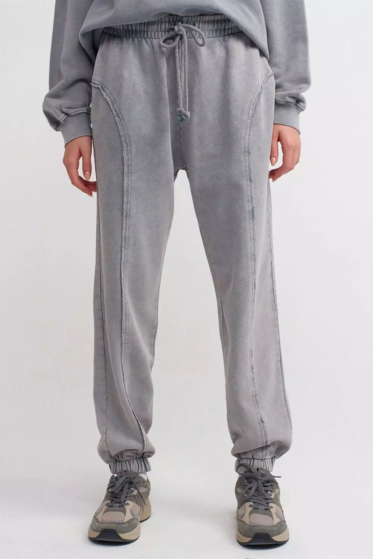 Washed Mid Rise Drawstring Joggers