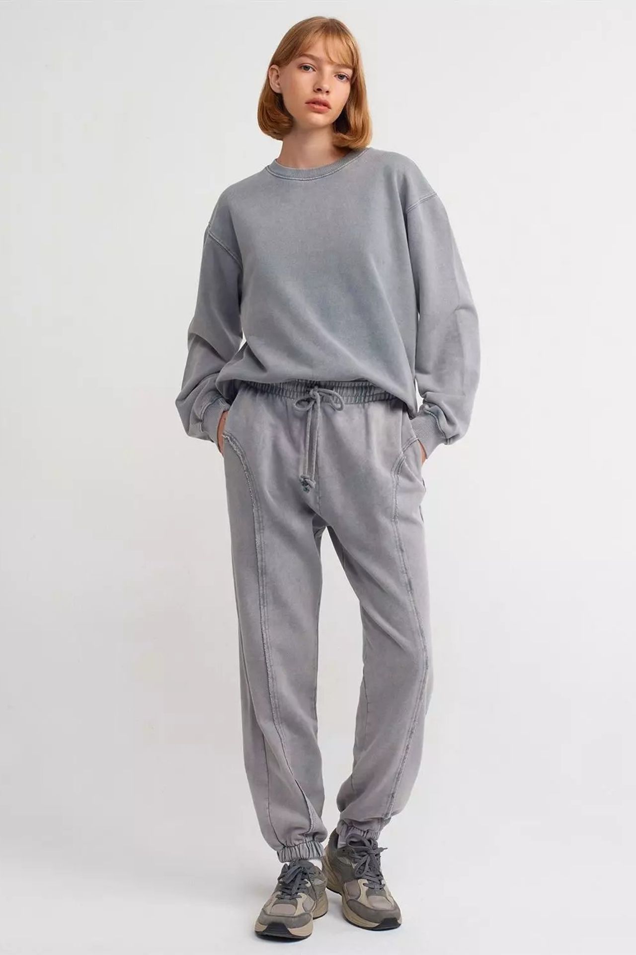 Washed Crew Neck Oversized Sweatshirt