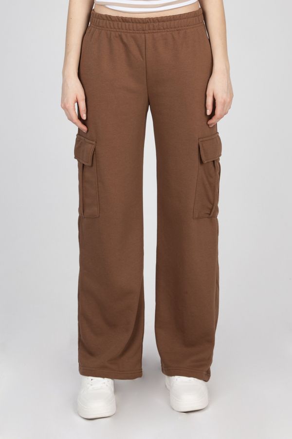Mid Rise Elastic Waist Cargo Joggers 1