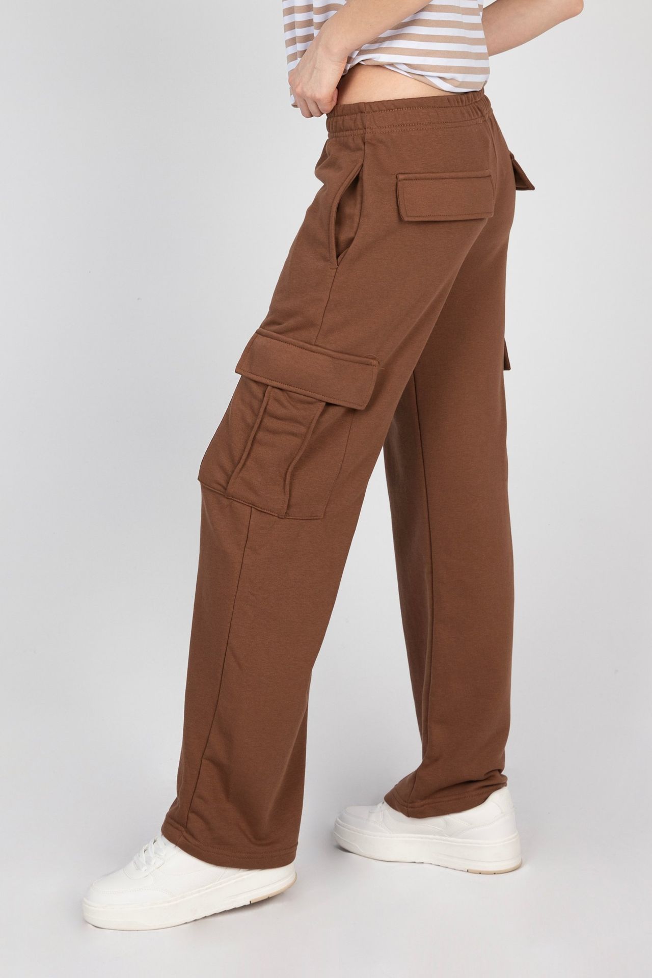 Mid Rise Elastic Waist Cargo Joggers