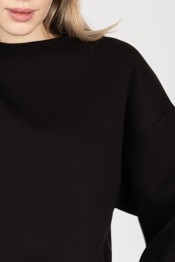 Relaxed Crew Neck Sweatshirt 5