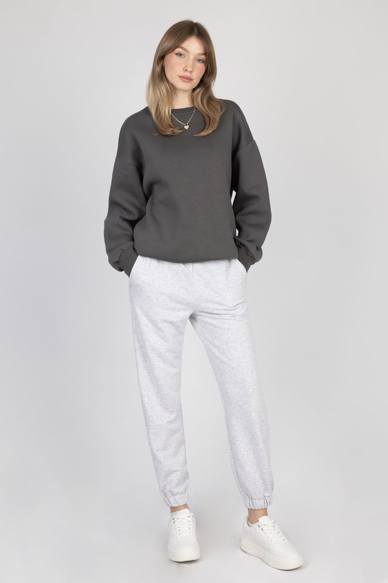 Relaxed Crew Neck Sweatshirt 1