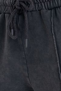 black-image-4