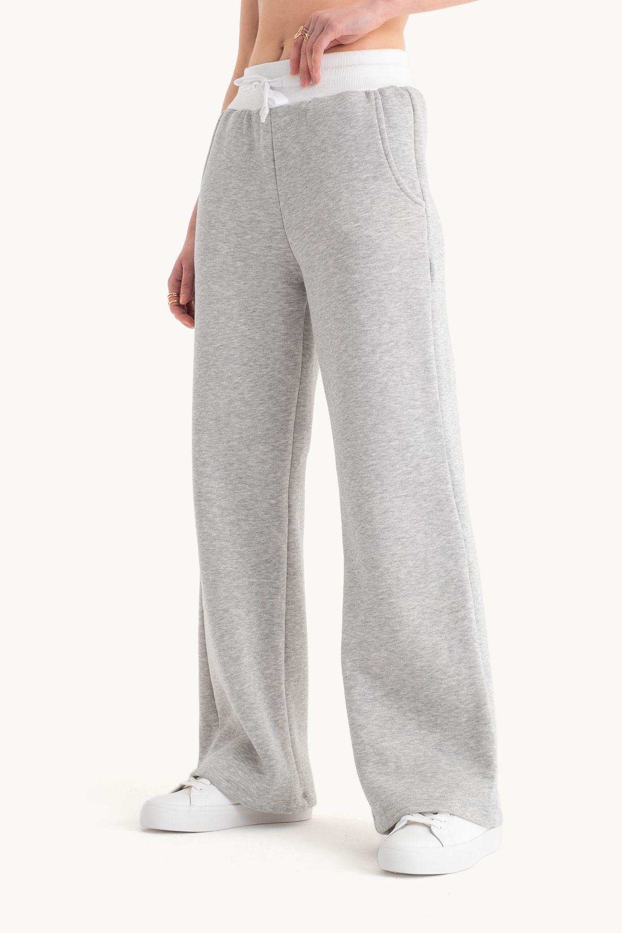 Mid Rise Elastic Waist Wide Leg Joggers