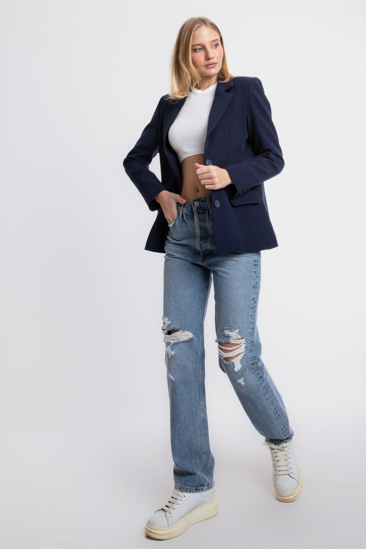 Solid Collar Buttoned Classic Blazer