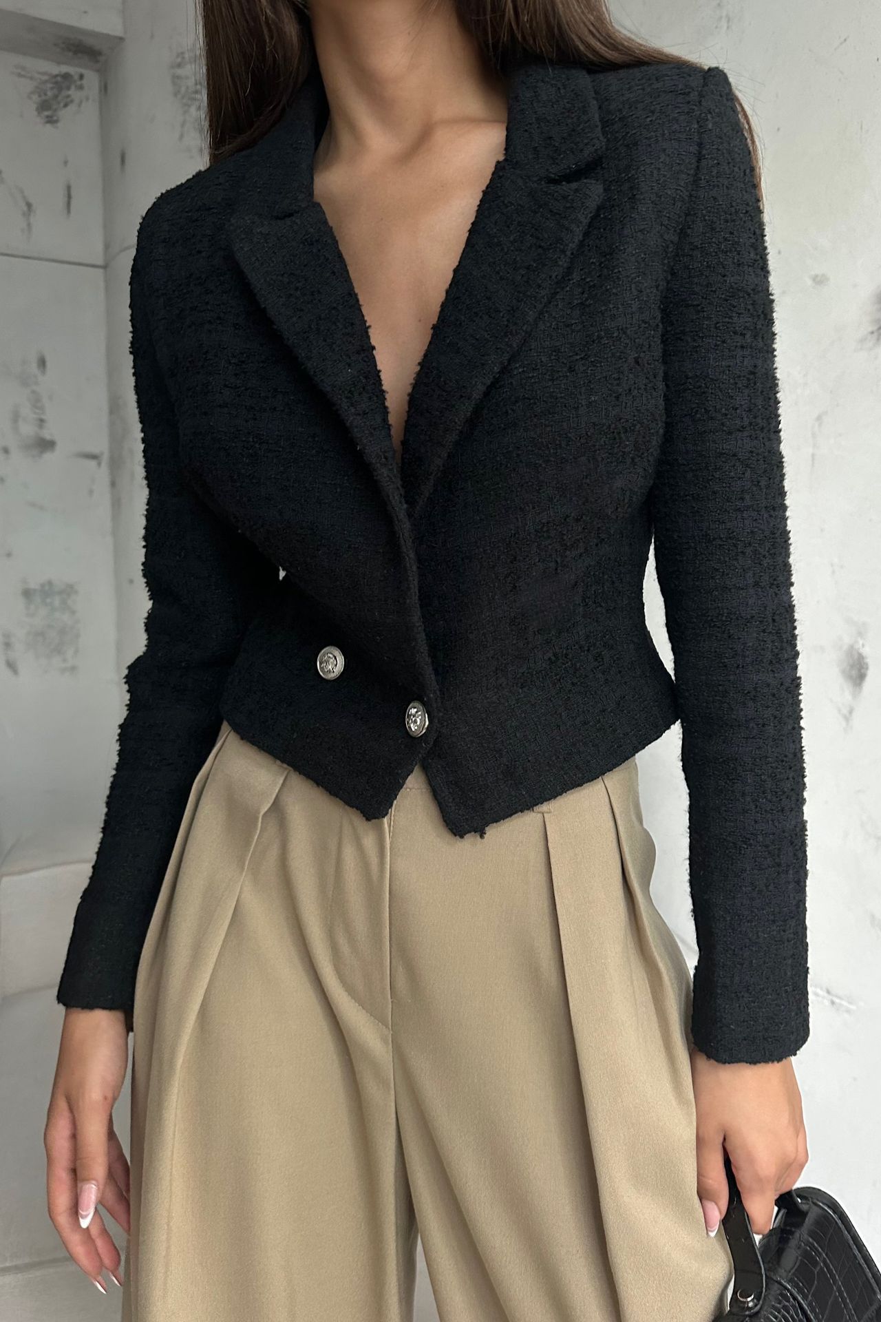 Tweed Collar Buttoned Cropped Blazer