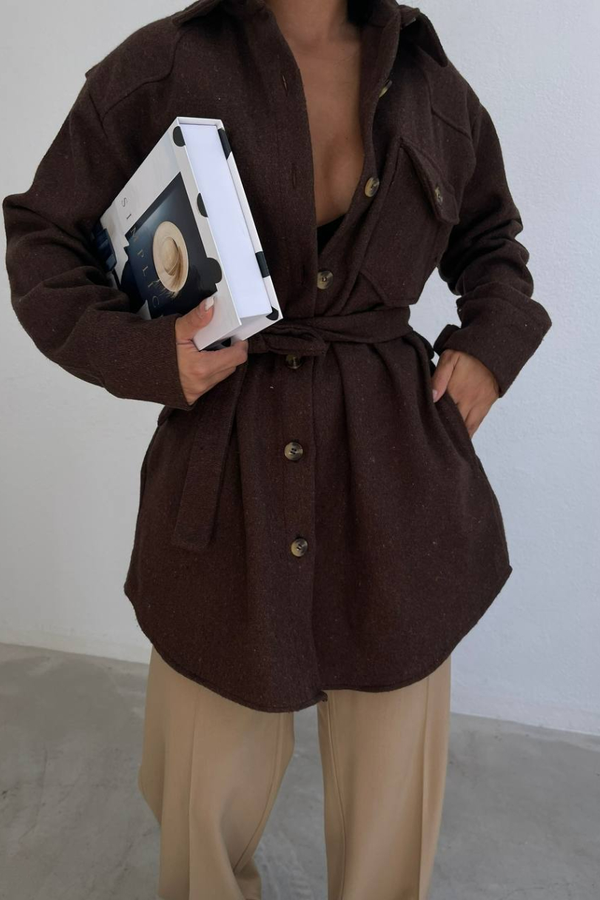 Collar Pocket Buttoned Jacket with a Belt 1