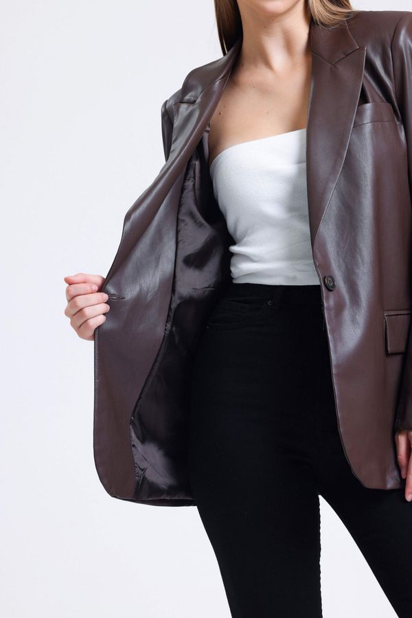 Faux Leather Collar Blazer 7