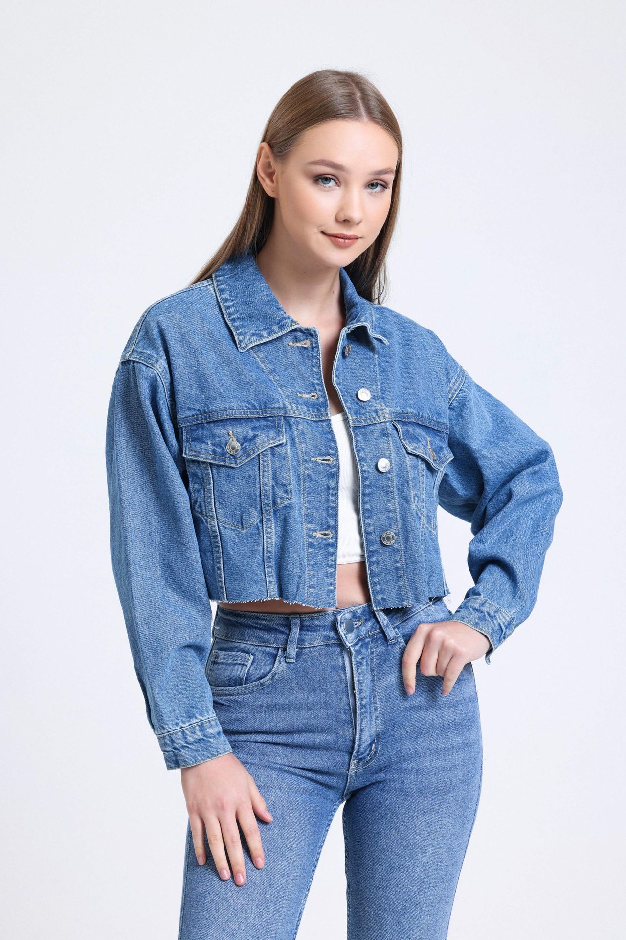 Denim Collar Pocket Cropped Jacket with a Seamless Hem