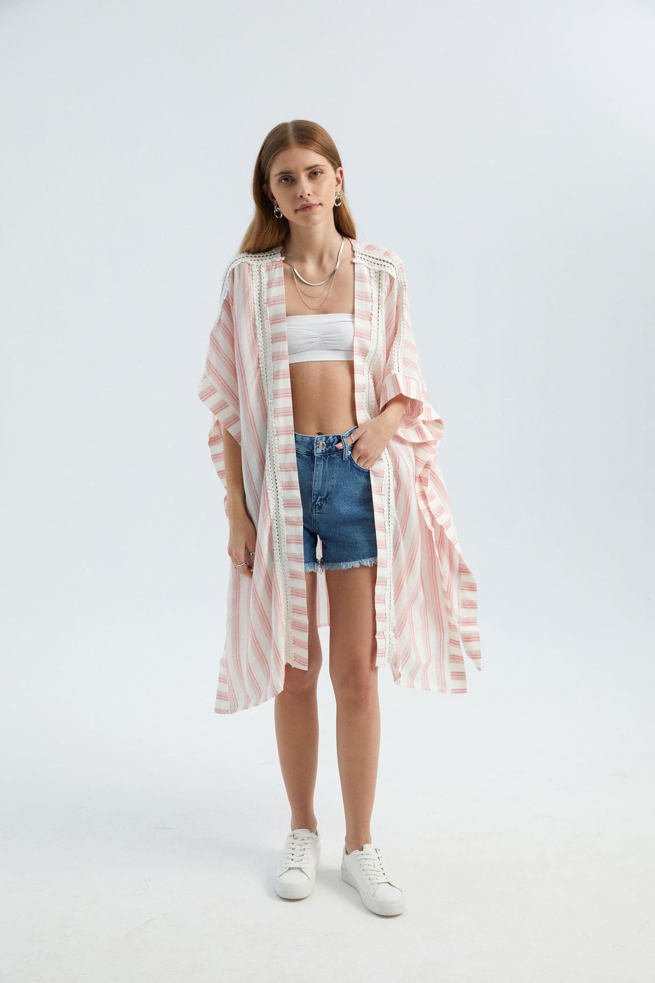 Striped Short Kimono with a Side Slit