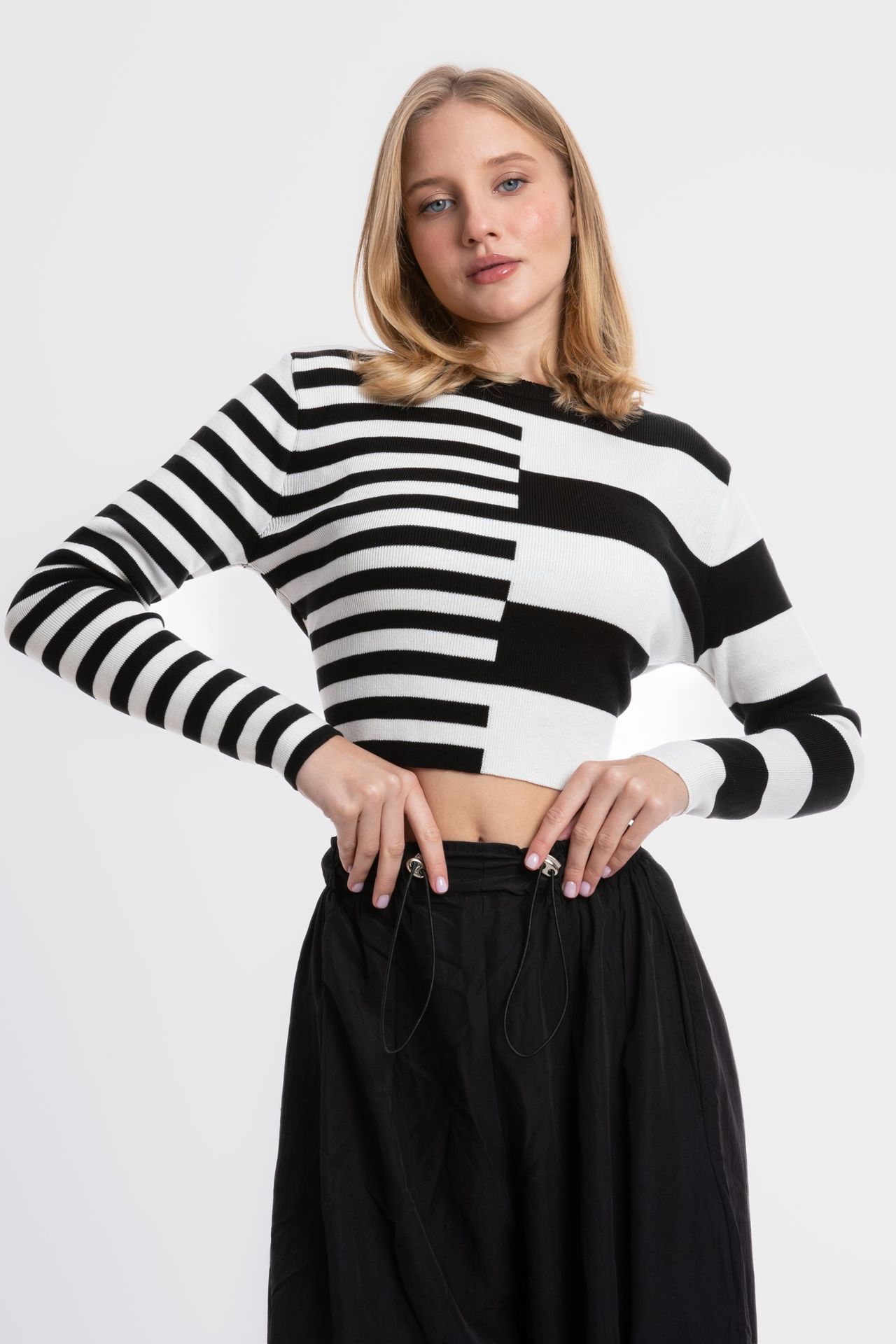 Striped Crew Neck Cropped Sweater
