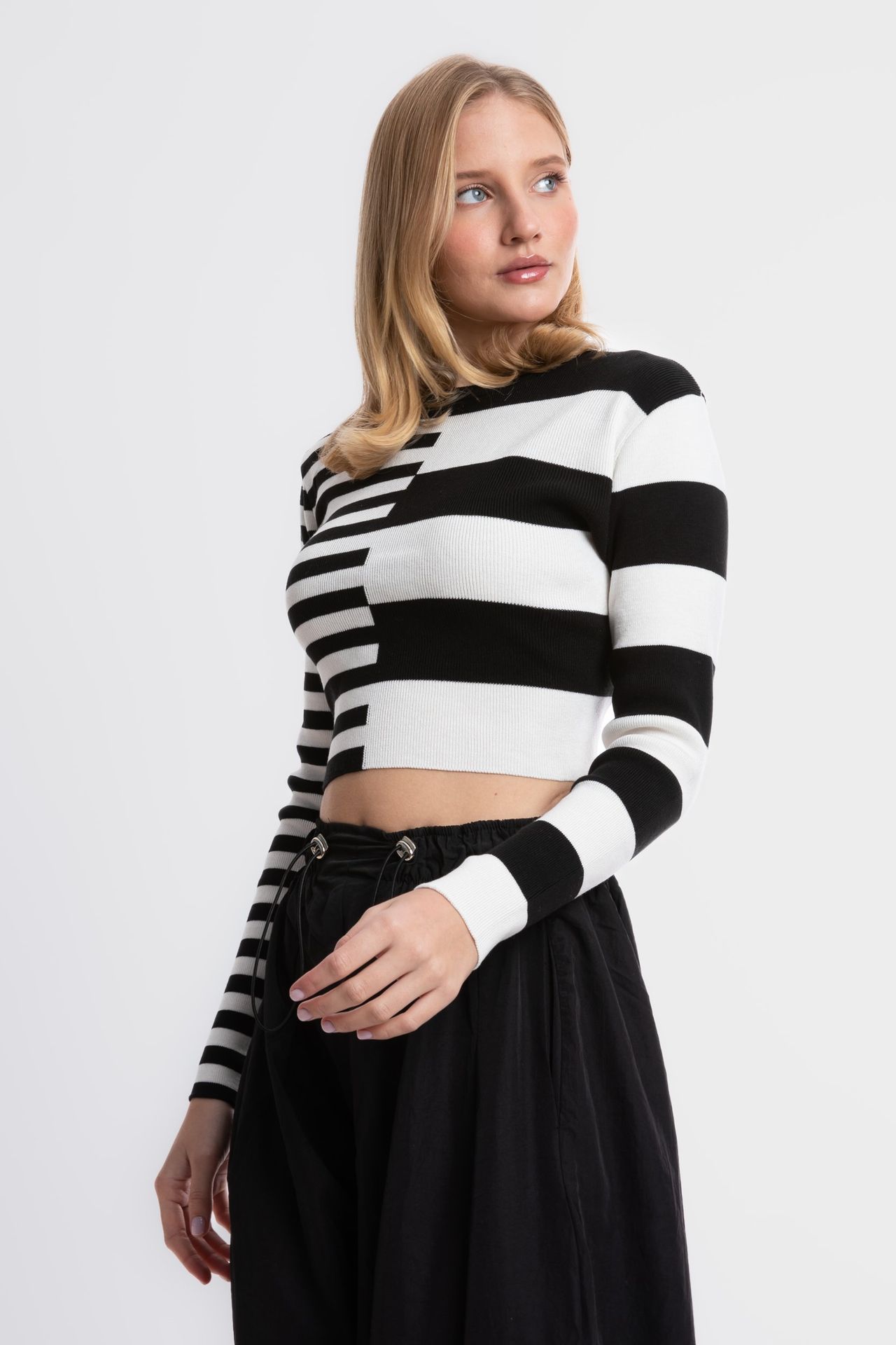 Striped Crew Neck Cropped Sweater