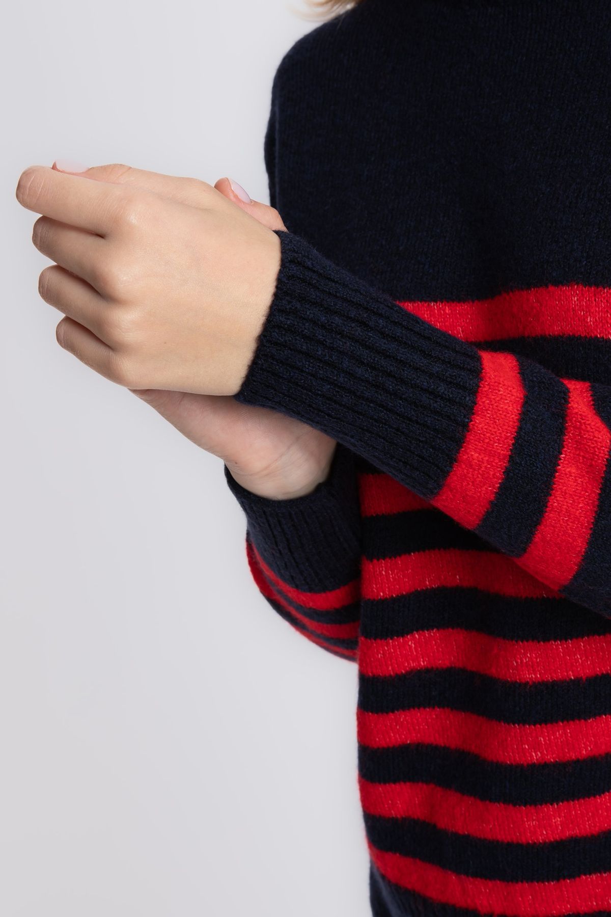Striped Crew Neck Buttoned Sweater