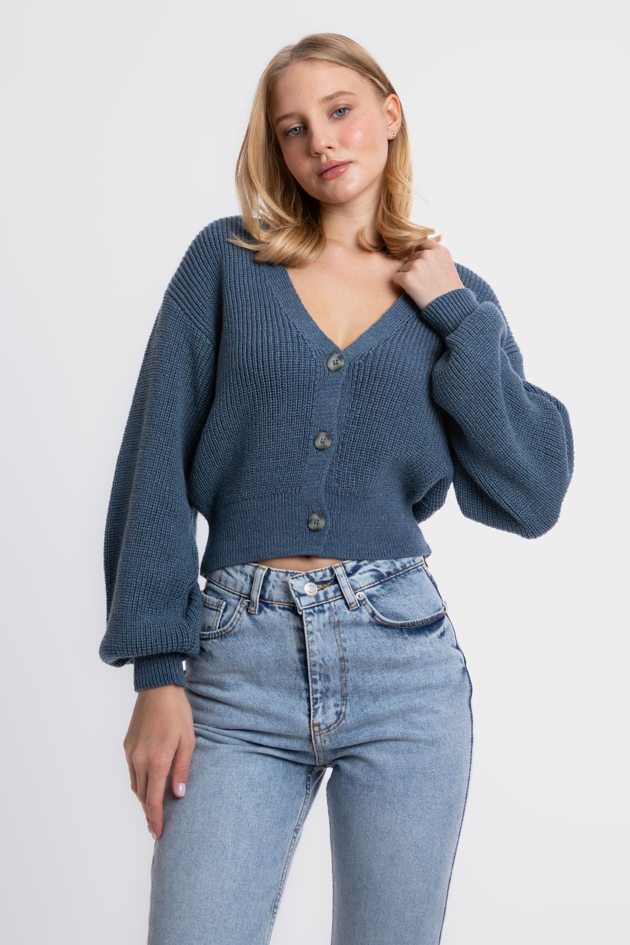 V Neck Buttoned Oversized Cardigan