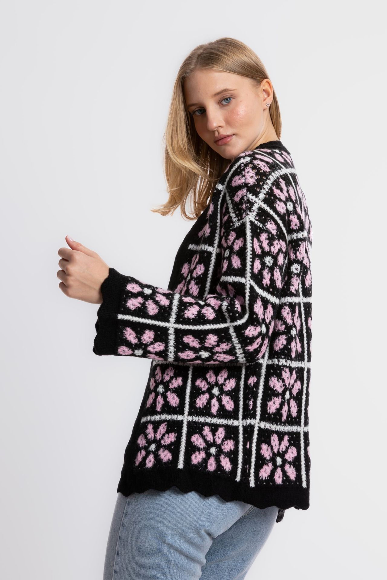 Floral Relaxed Cardigan