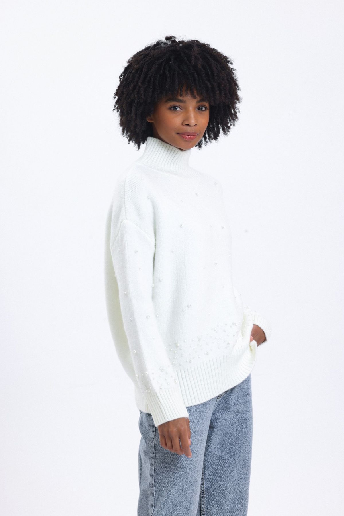Solid High Neck Sweater with a Pearl Detail