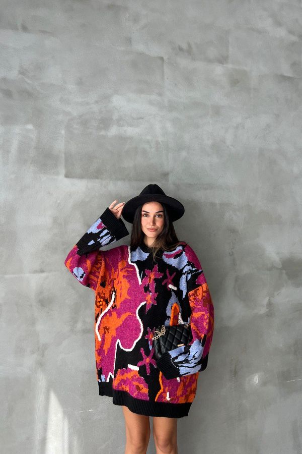 Floral Crew Neck Oversized Sweater 2