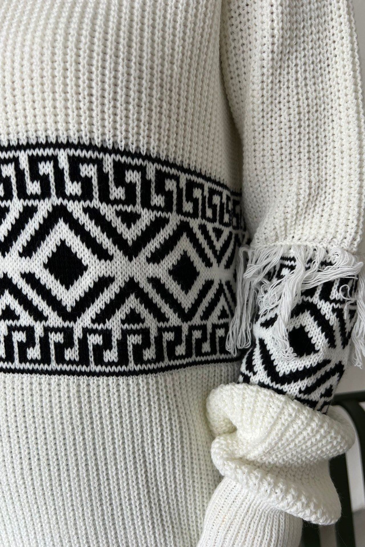 Patterned Turtleneck Oversized Sweater