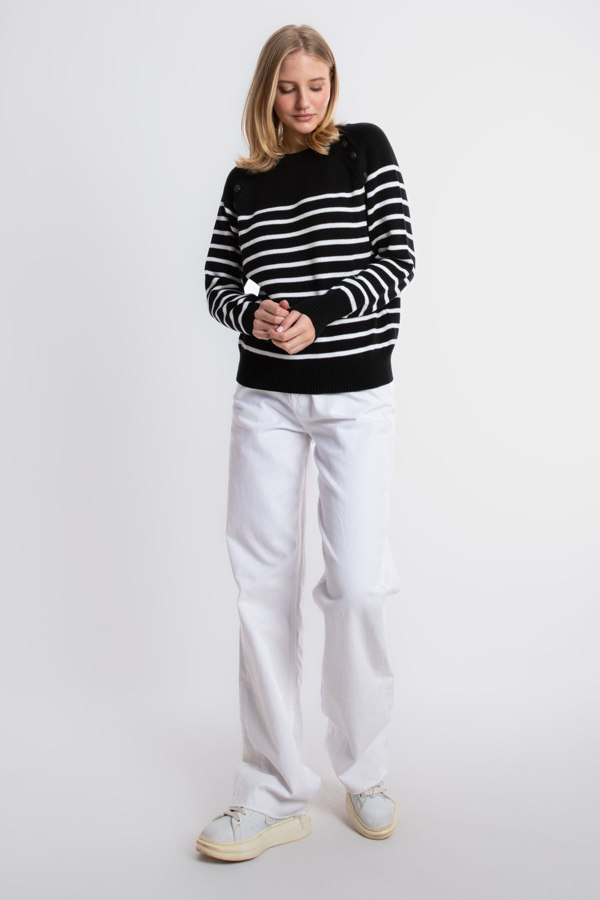 Striped Crew Neck Buttoned Sweater
