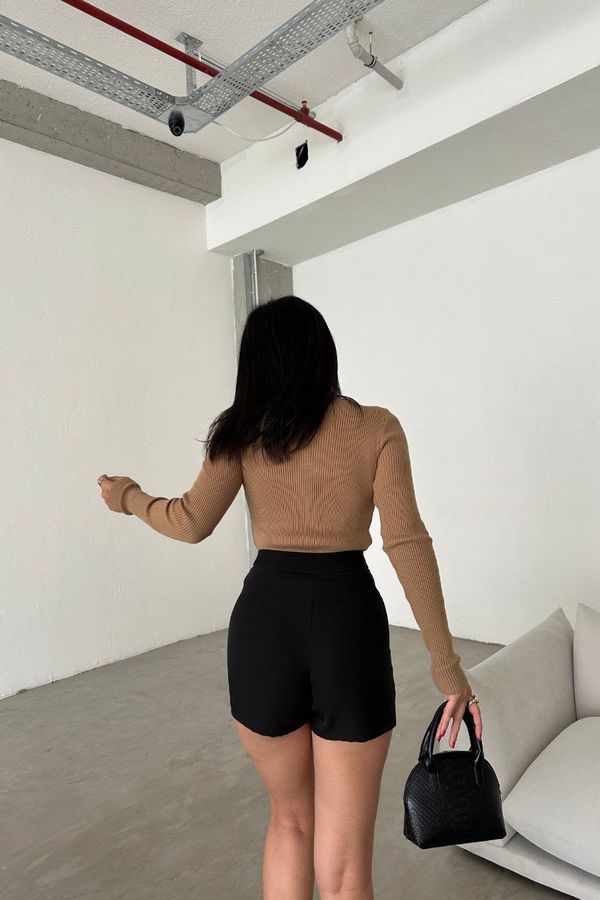 Round Neck Ribbed Sweater with a Cut Out 4