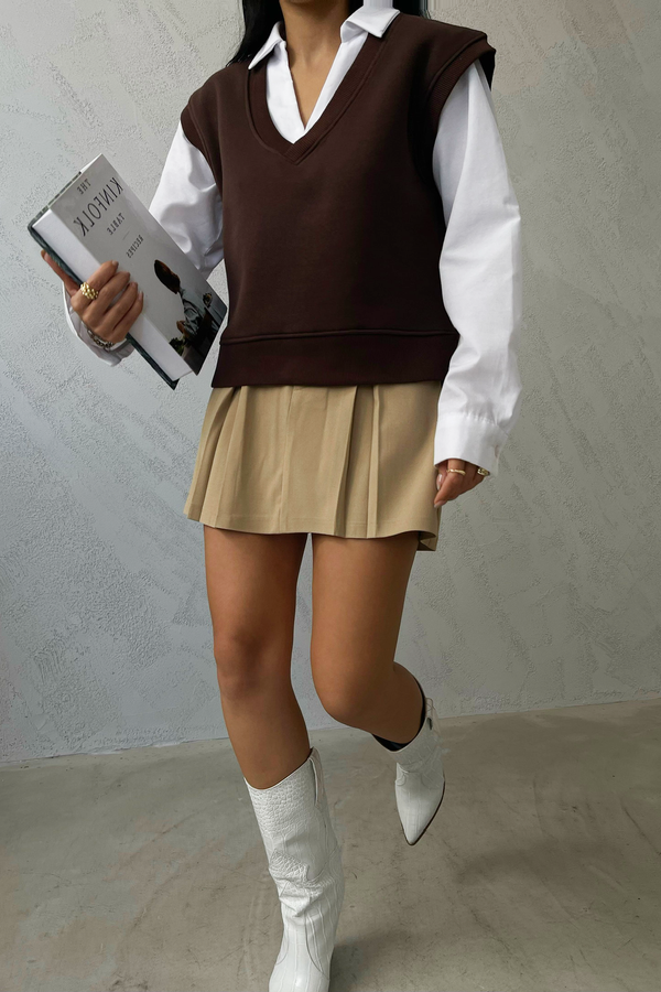 V Neck Sleeveless Sweatshirt 3