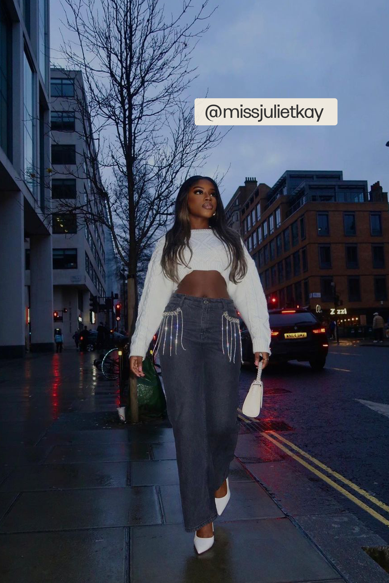 Cable Knitted Solid Crew Neck Cropped Sweater