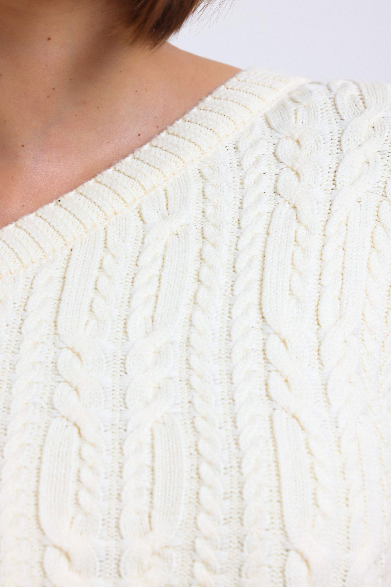 Cable Knitted One Shoulder Cropped Sweater