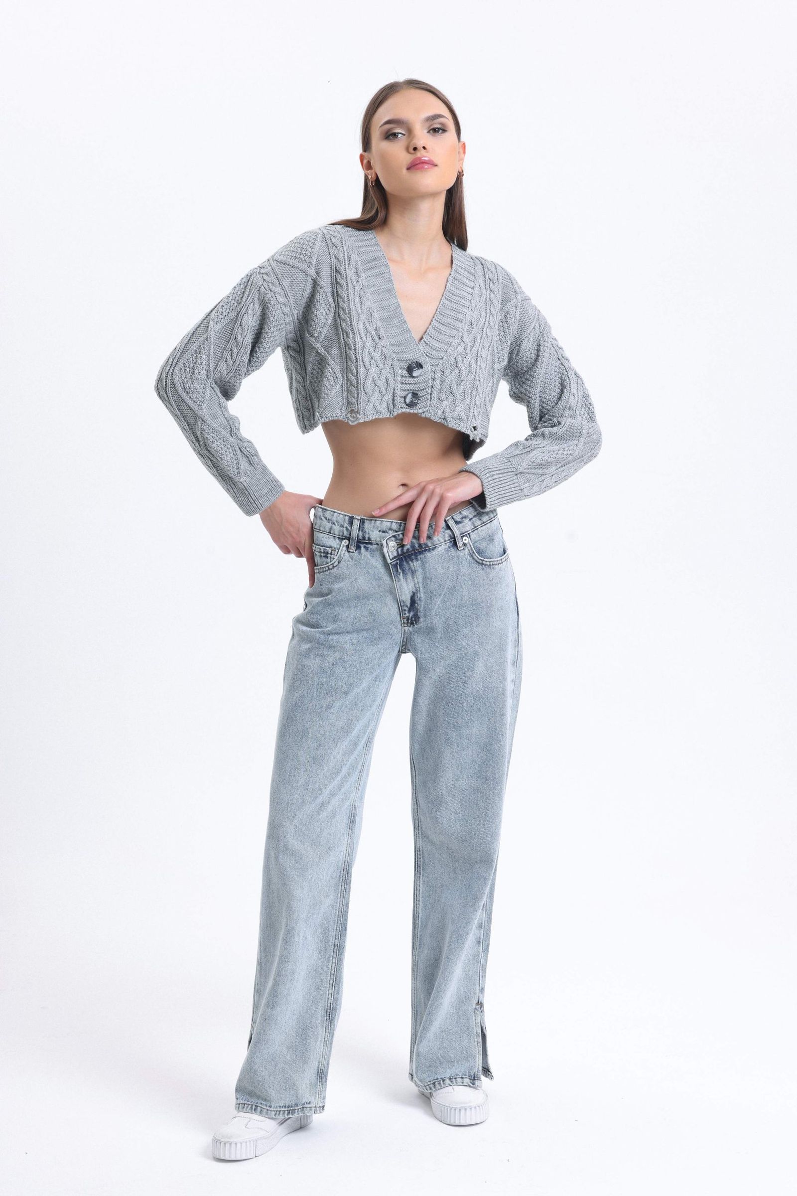 Cable Knitted V Neck Cropped Cardigan