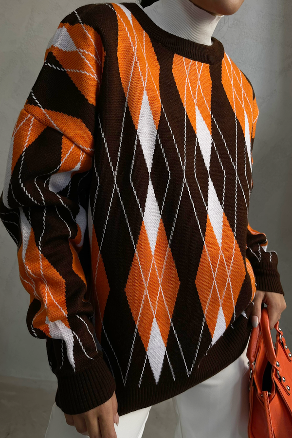 Diamond Patterned Crew Neck Oversized Sweater 2