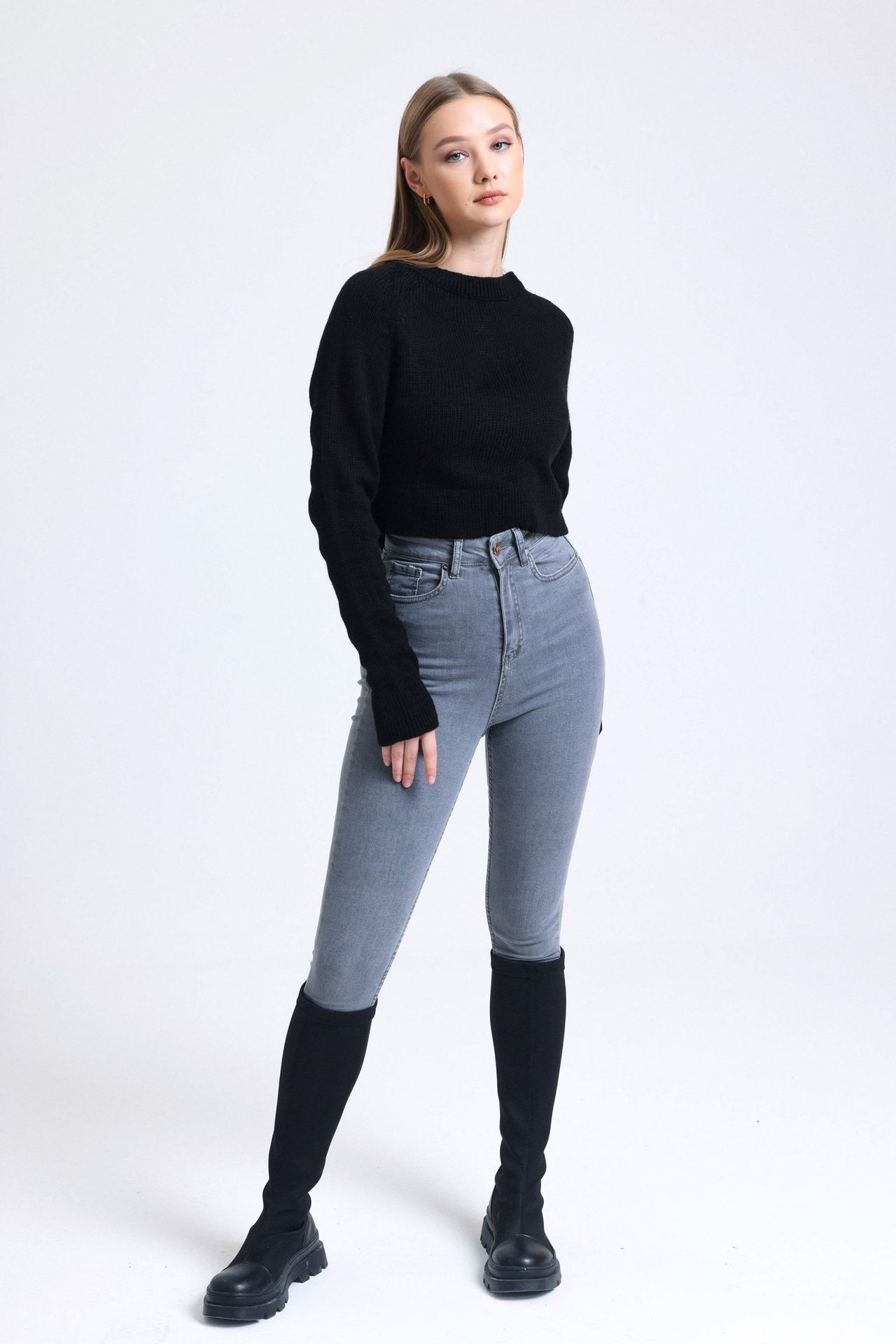 Round Neck Loose Sweater
