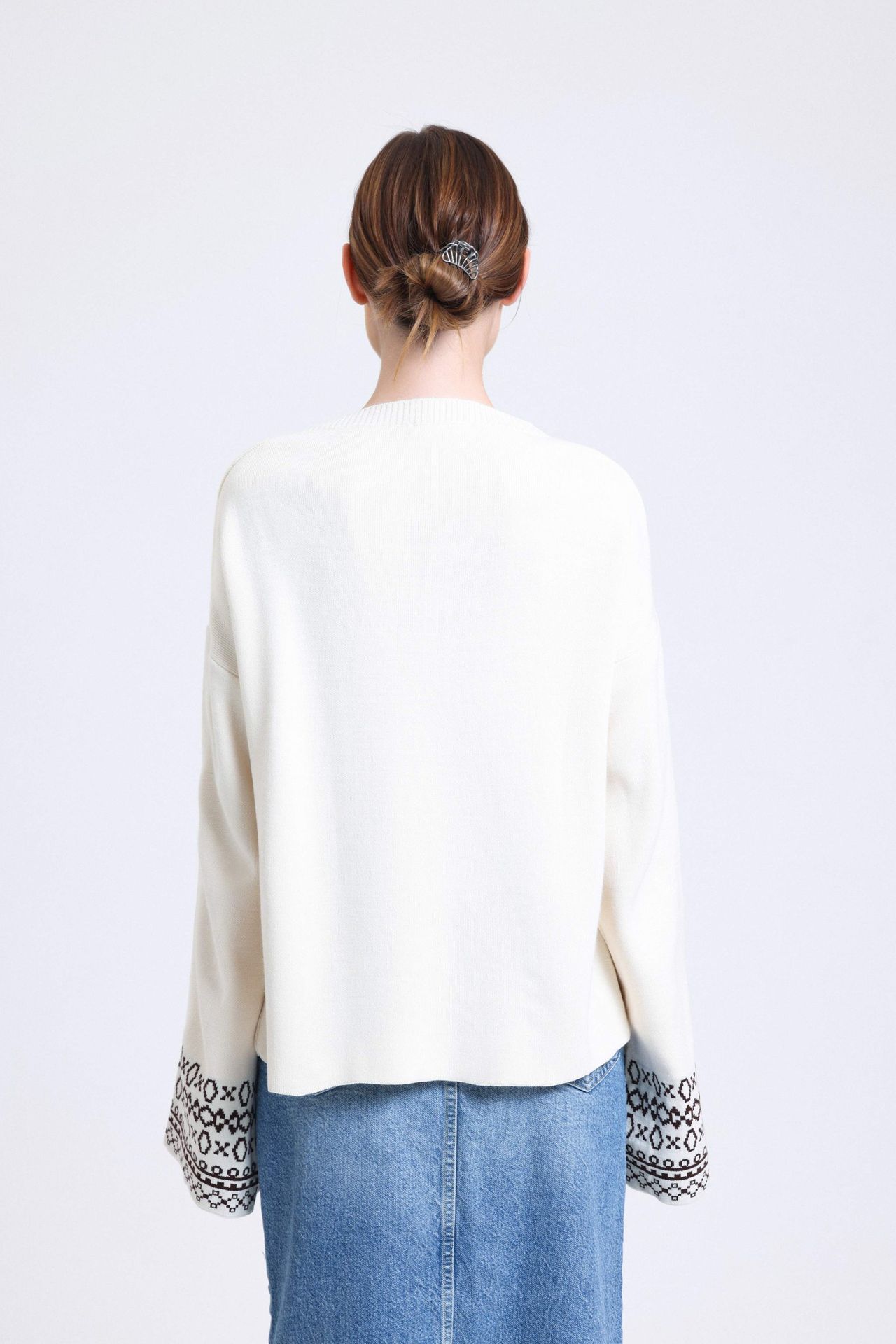 Patterned Round Neck Flare Sleeve Relaxed Sweater