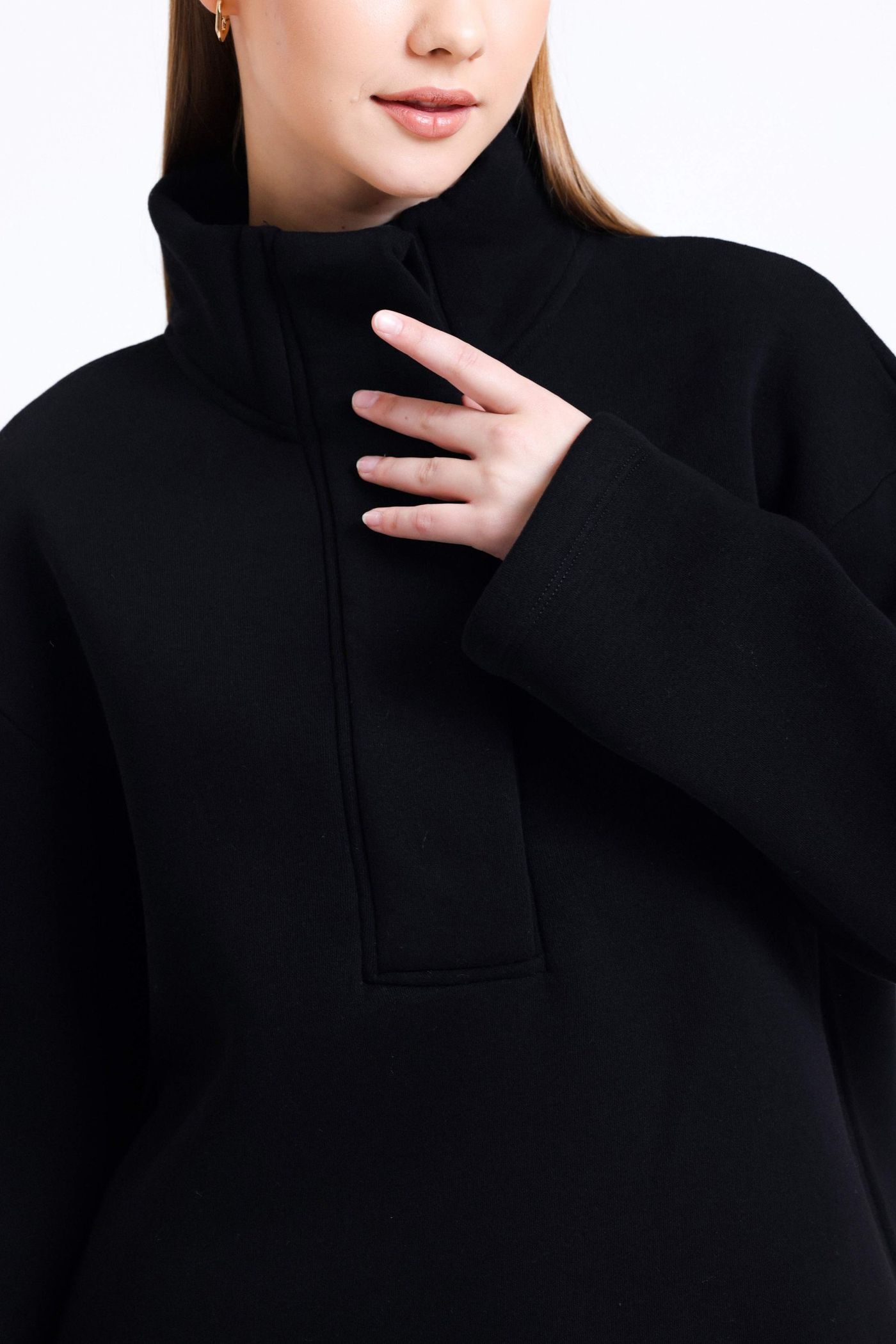 Half Open Collar Oversized Sweatshirt with a Neck Detail