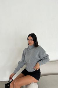 grey-image-4