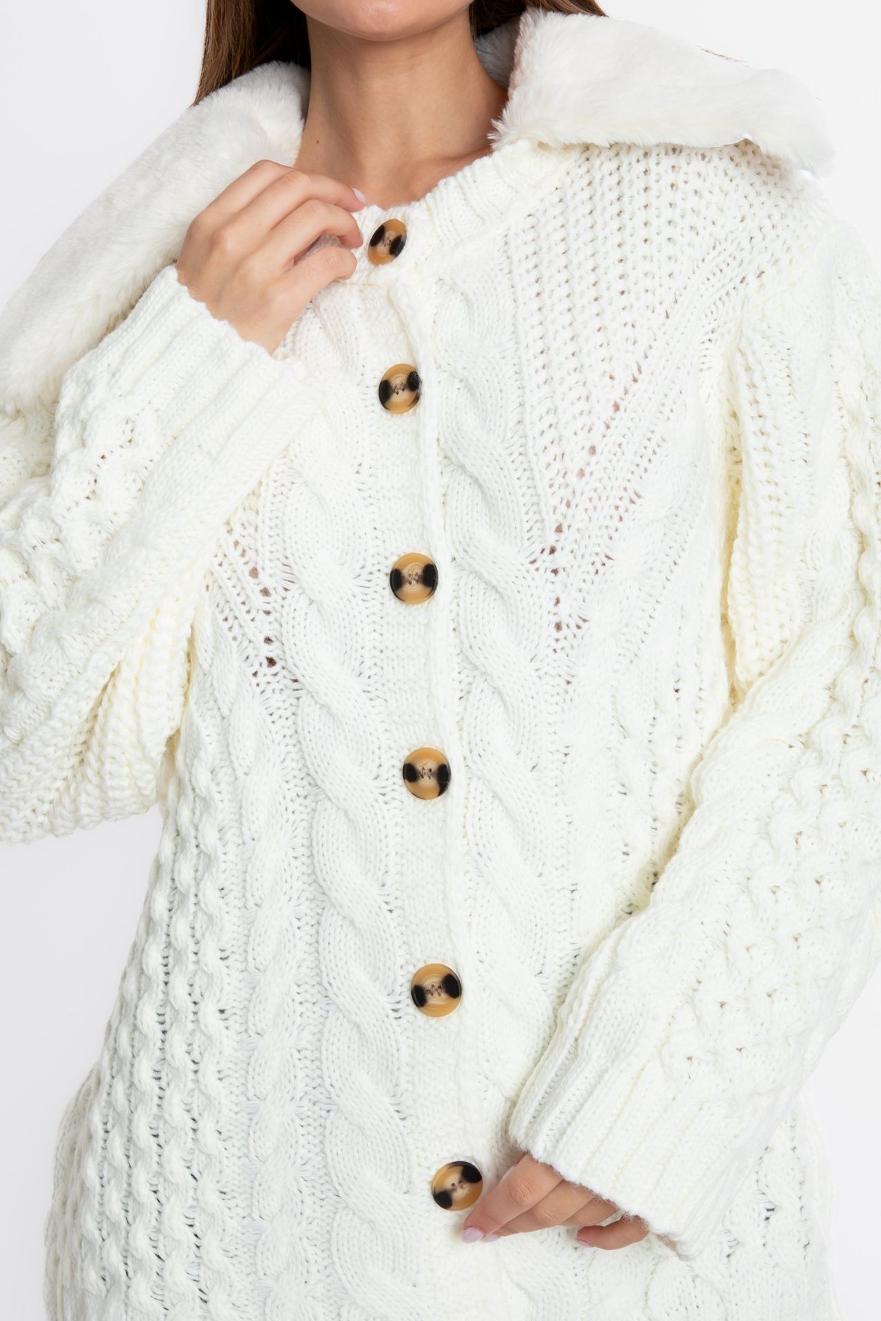 Cable Knitted Polo Collar Oversized Cardigan with a Fur Detail