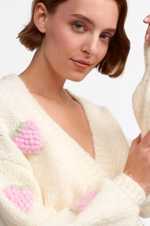 Strawberry Embroidered V Neck Baloon Sleeve Oversized Cardigan 4