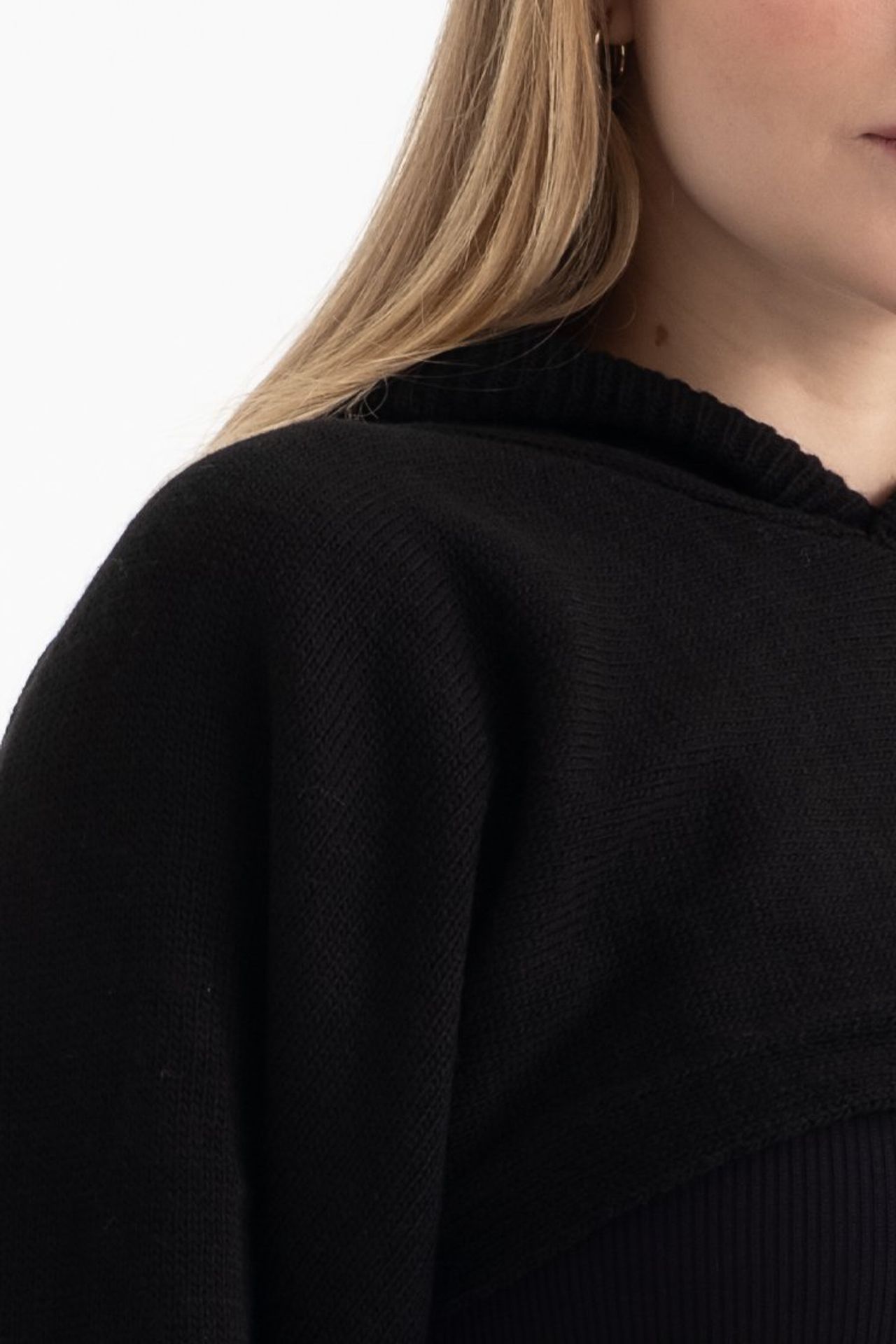 Hooded Cropped Sweater