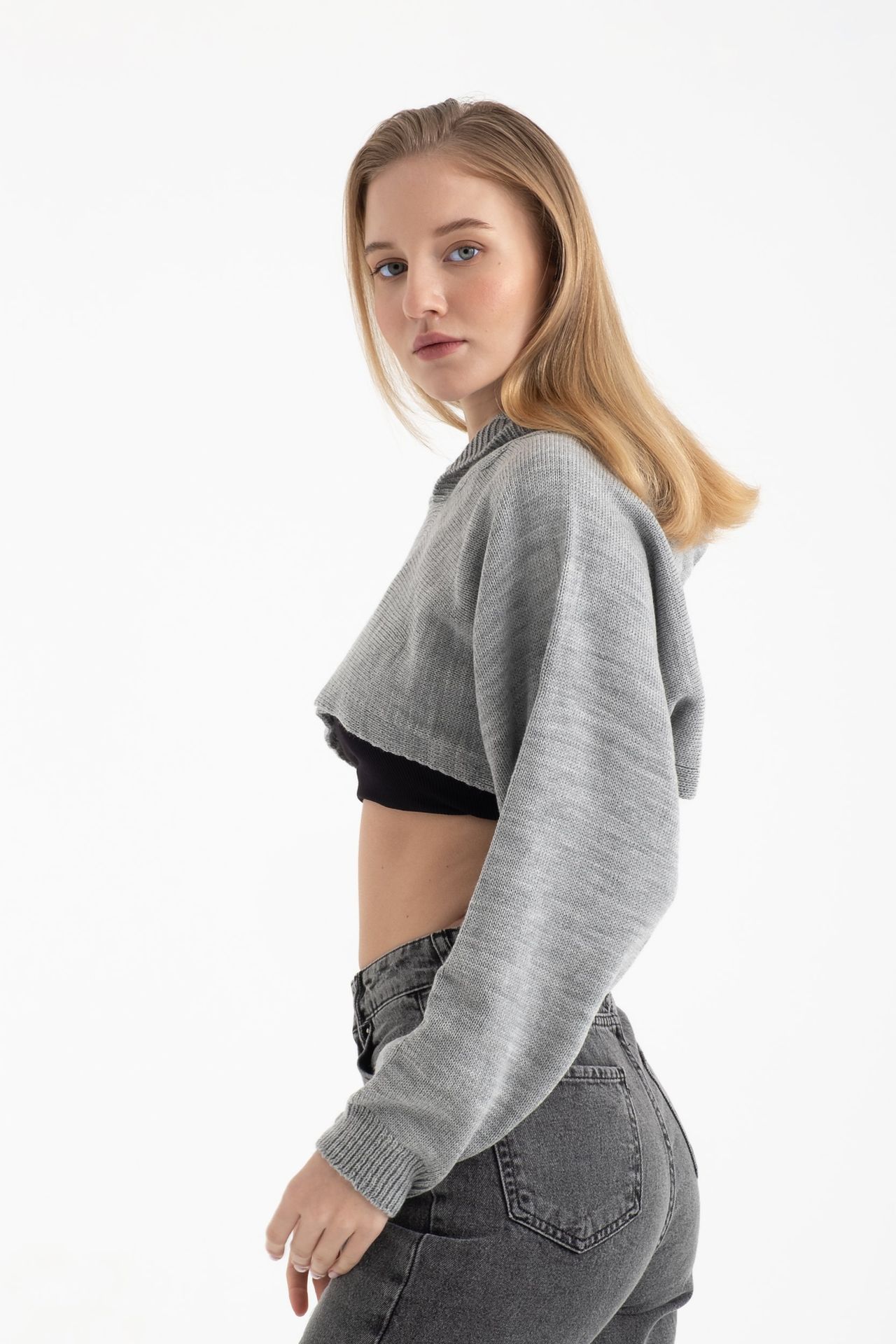 Hooded Cropped Sweater