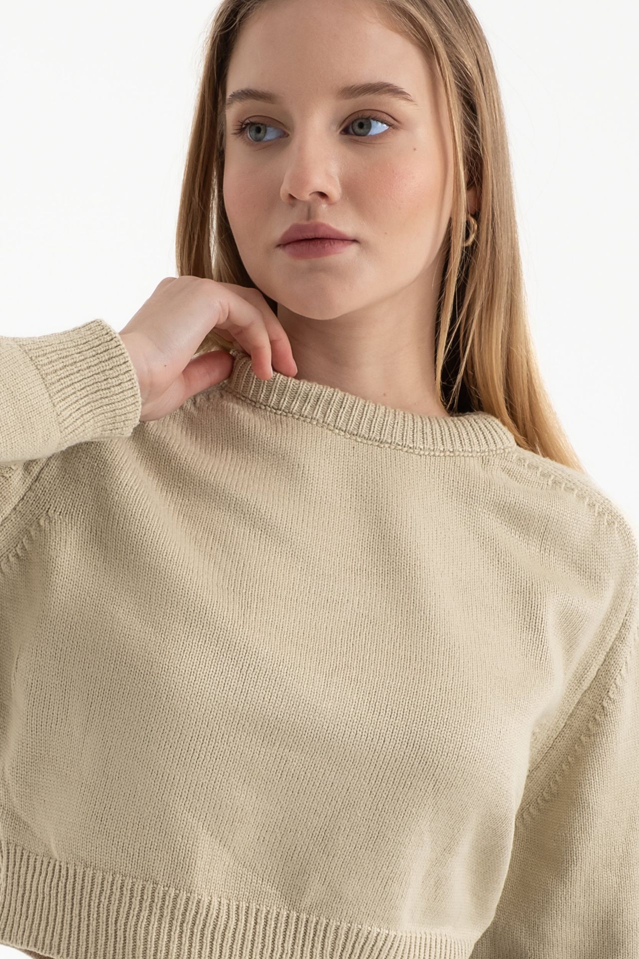 Crew Neck Basic Sweater