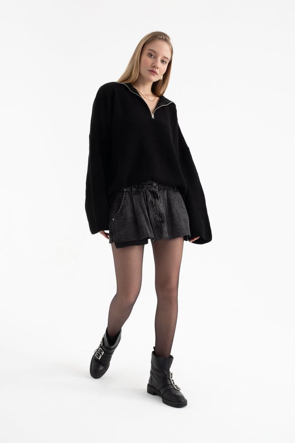 V Neck Zippered Neck Sweater 4