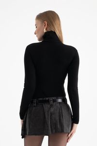 black-image-1