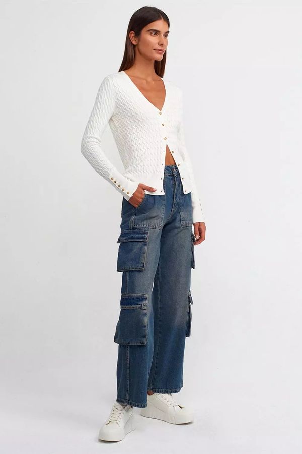 Cable Knitted V Neck Buttoned Cardigan 3