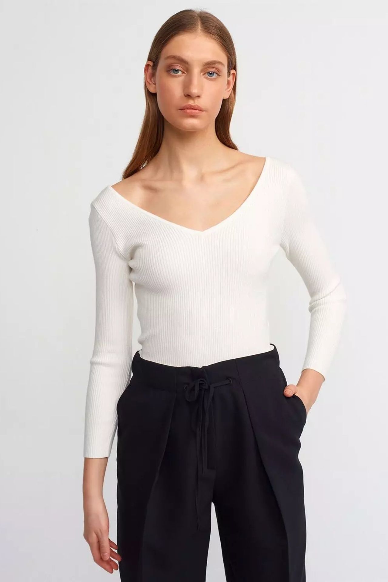 V Neck Ribbed Basic Sweater