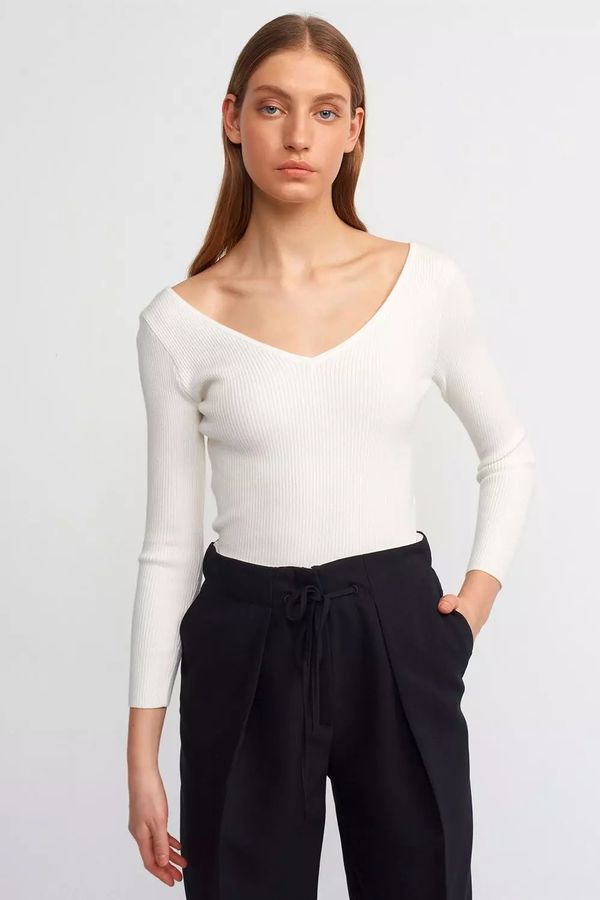 V Neck Ribbed Basic Sweater 1