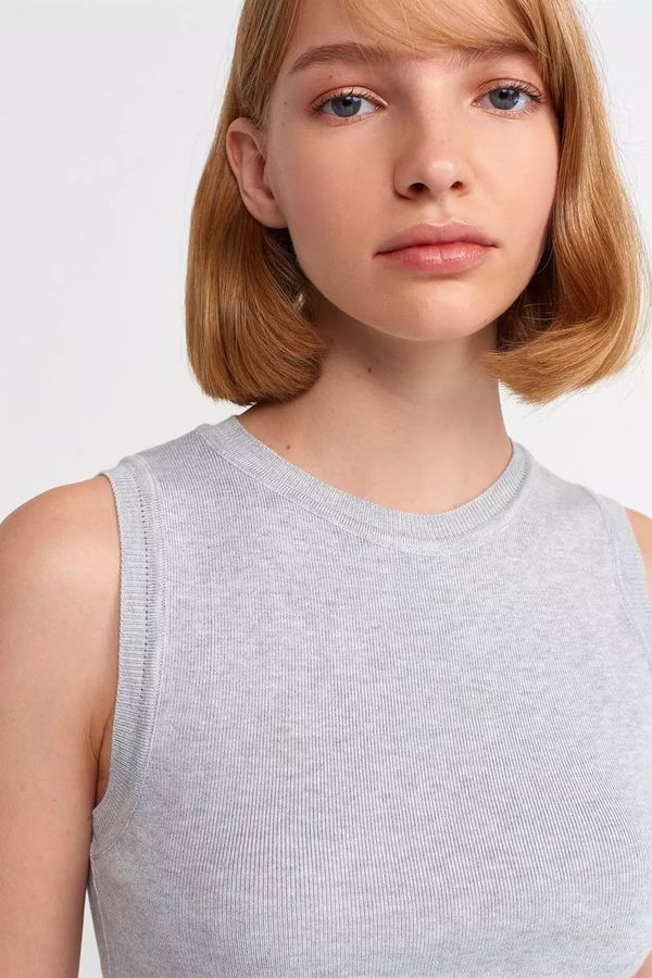 Knitted Crew Neck Crop Top 4