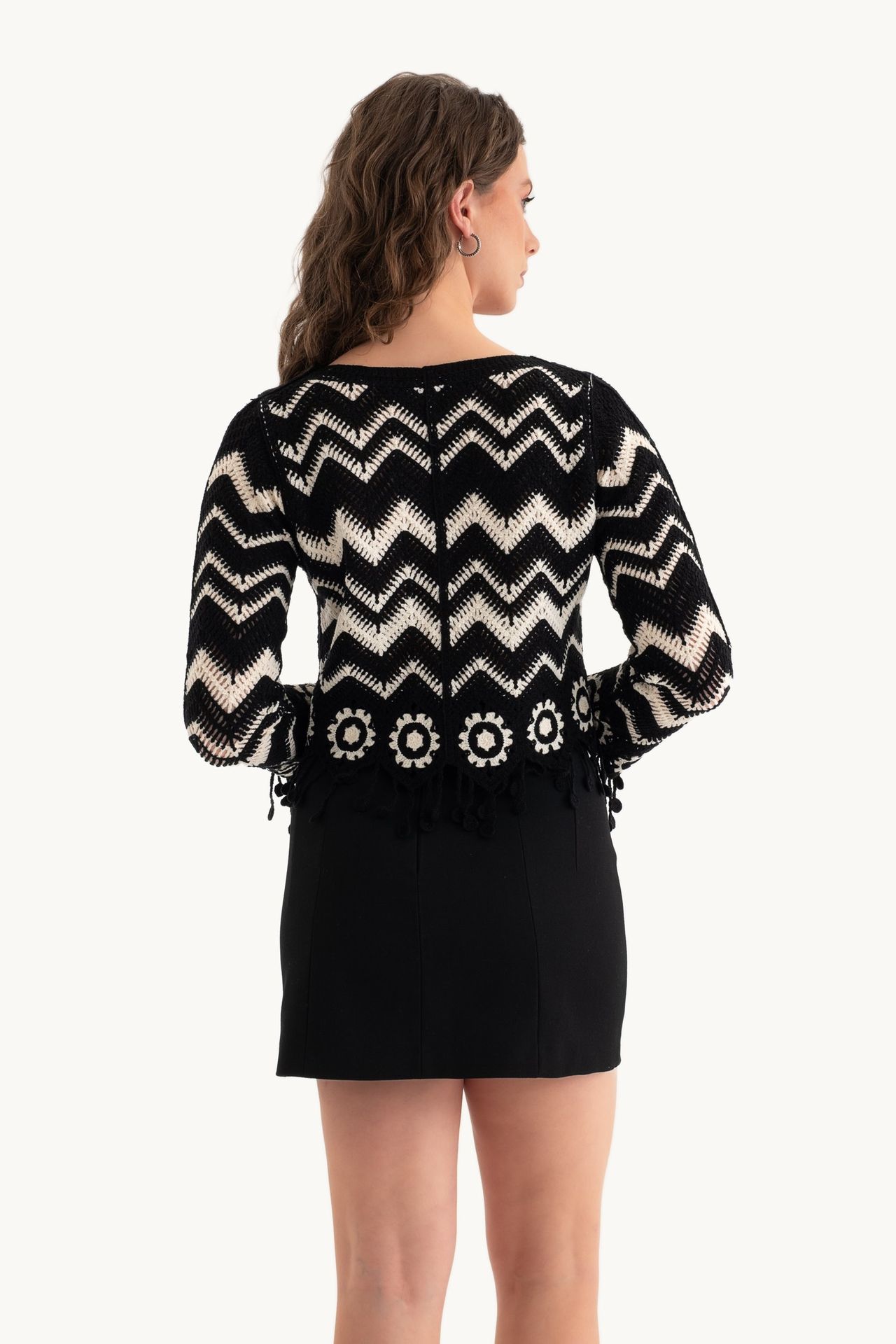 Geometric Scoop Neck Cardigan